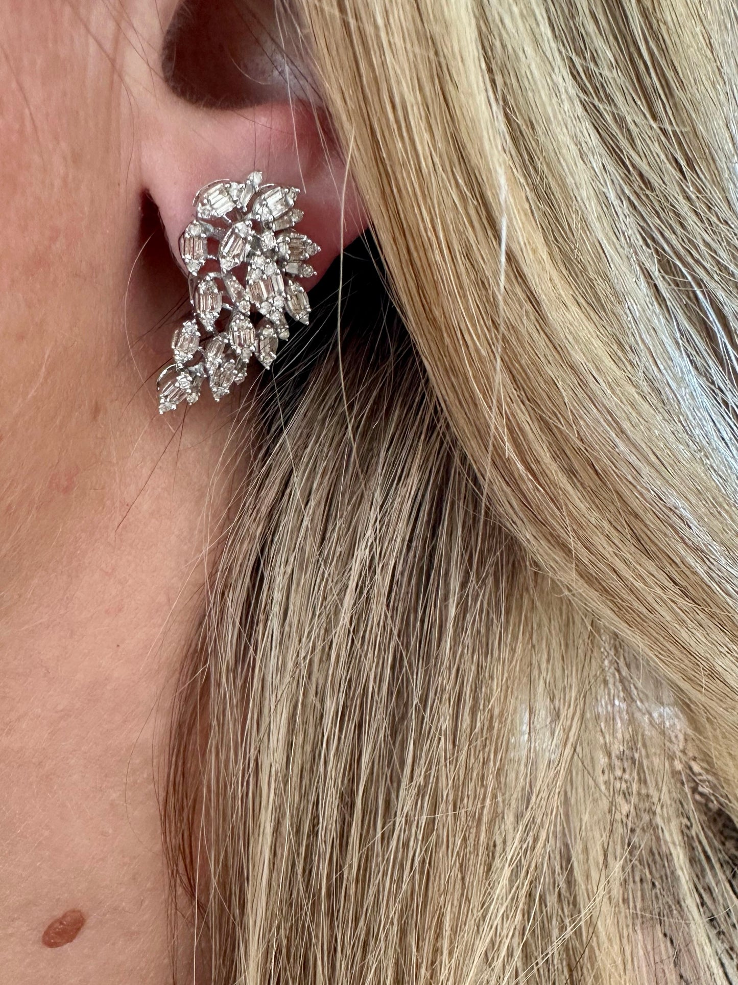 1.6 cttw natural diamond occasion earrings