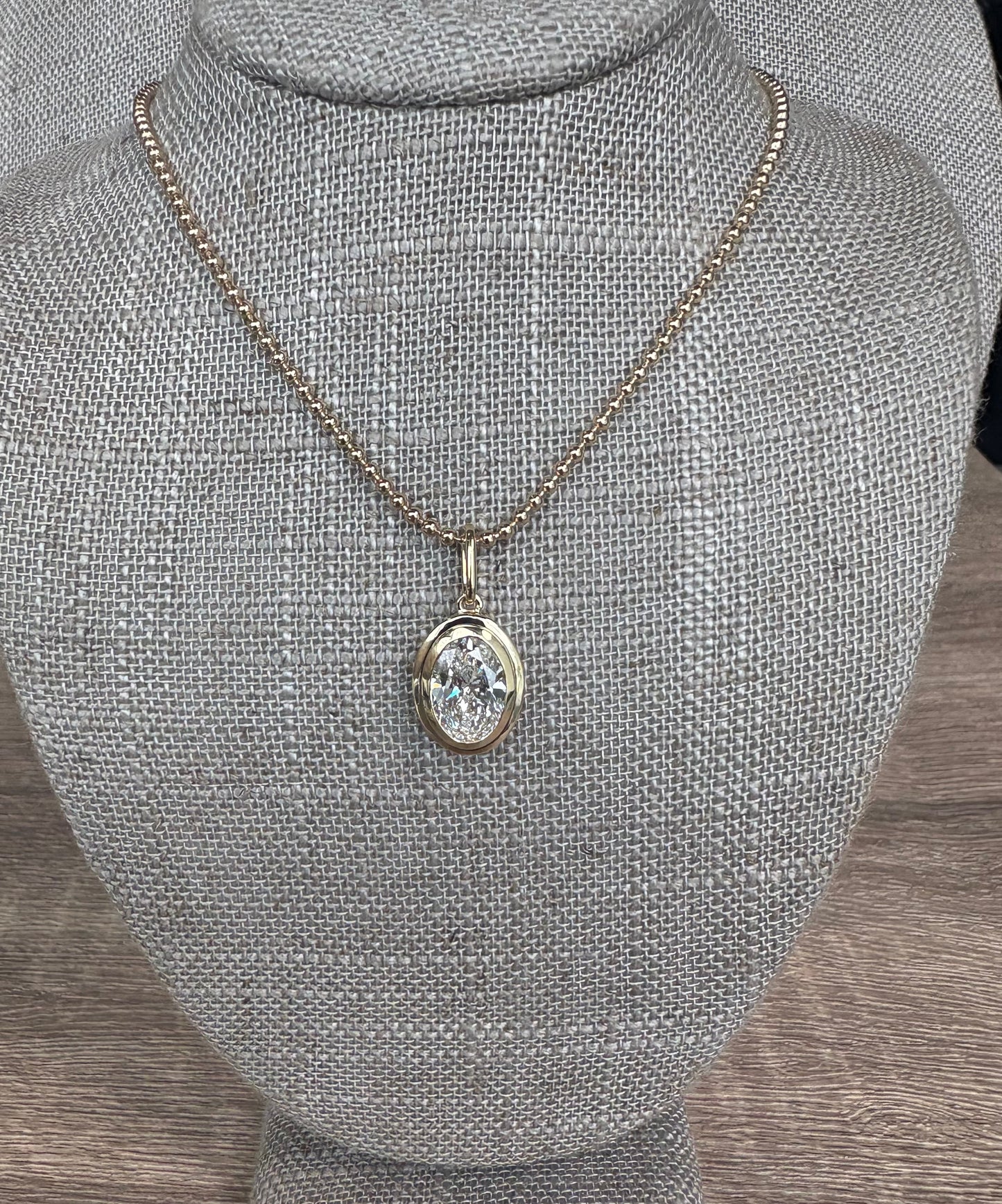 2 ct Bezel Oval On Ball Chain