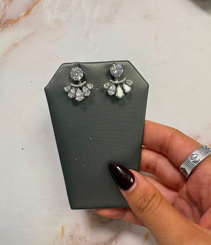 6.5 cttw studs with pear jacket