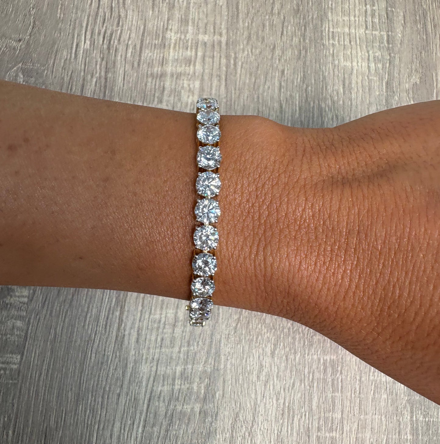 22.77 cttw Yellow Gold Round Tennis Bracelet