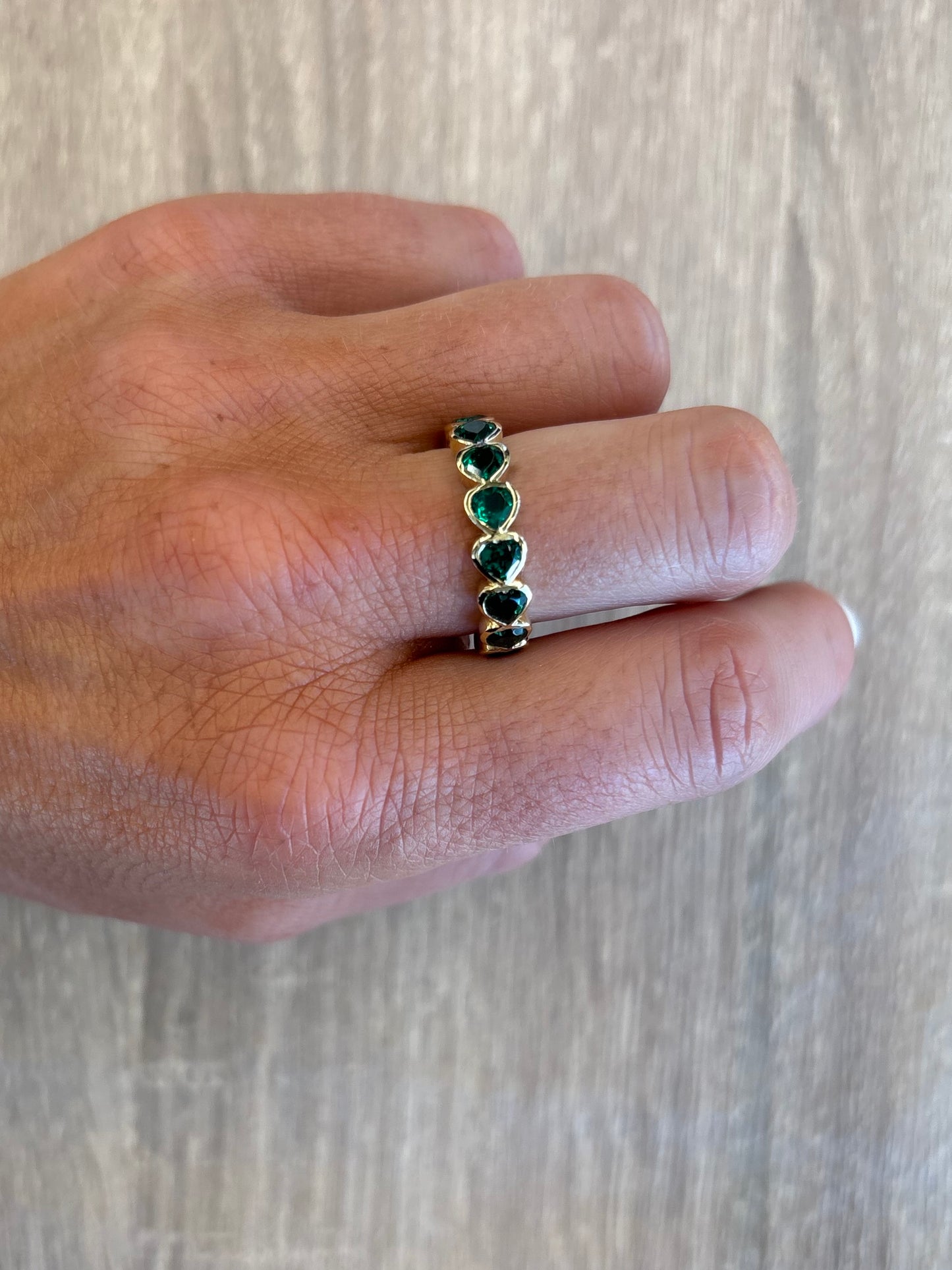 2.5 cttw bezel heart emerald green halfway ring
