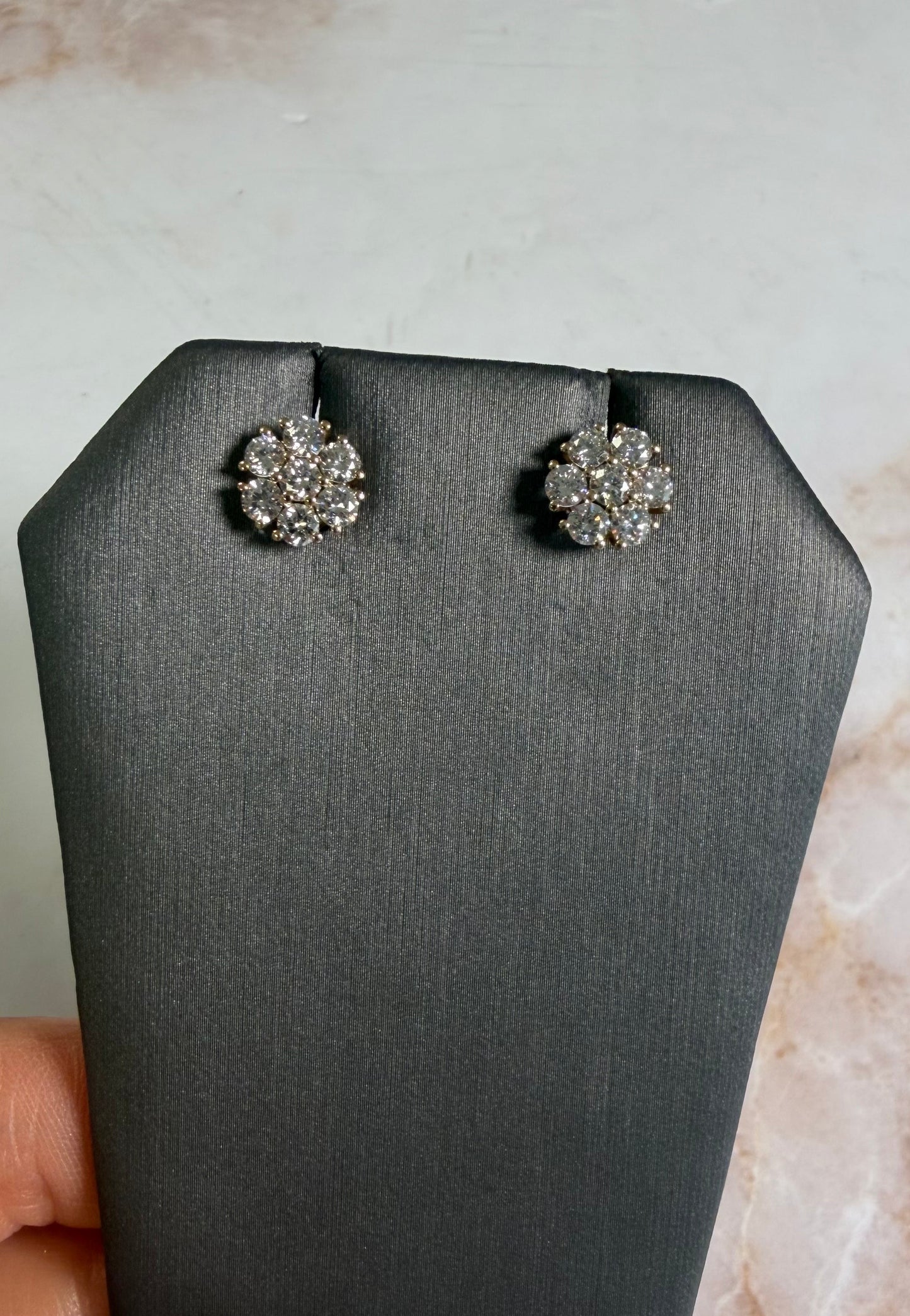 1.35 cttw yellow gold flower studs