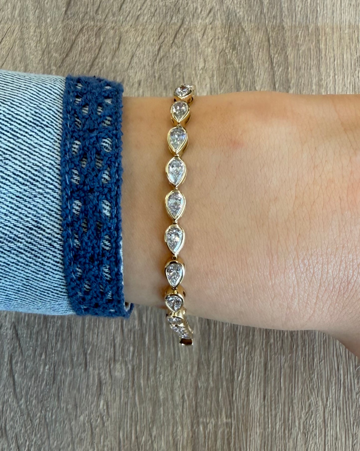 6.71 cttw bezel pear east west tennis bracelet