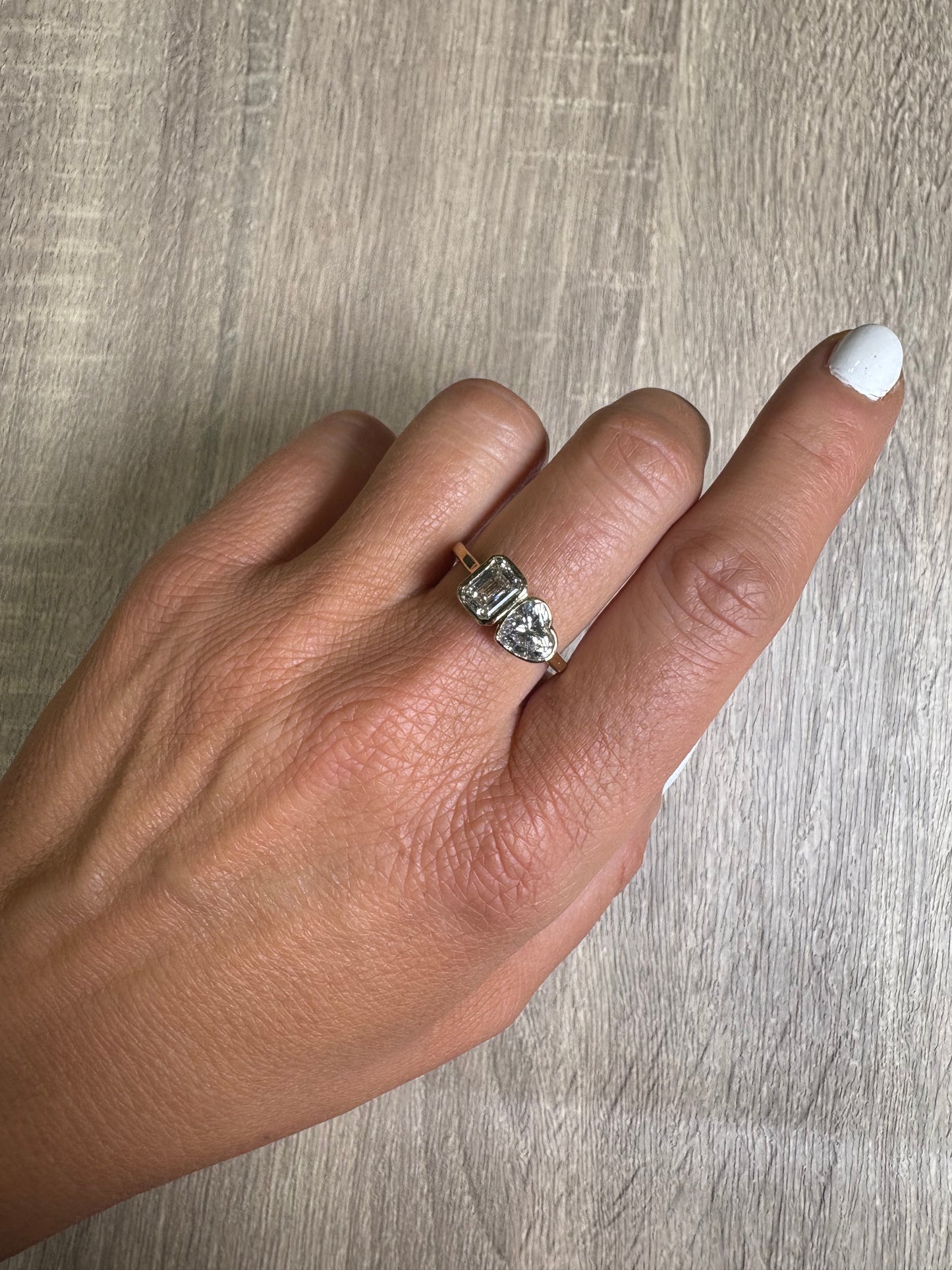 2 cttw Bezel Toi Et Moi Heart & Emerald Ring