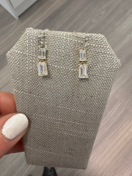 3.26 cttw double emerald yellow gold hanging earrings