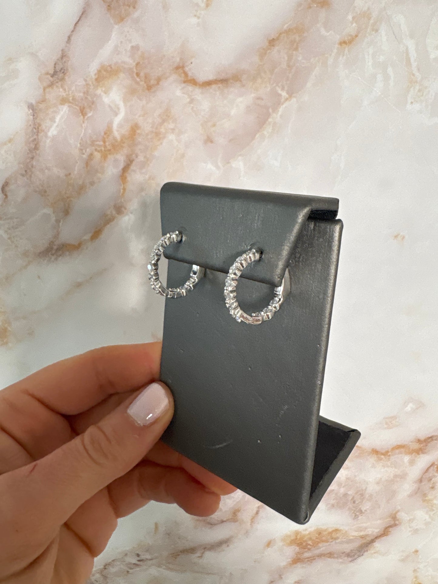 1 cttw inside out hoops