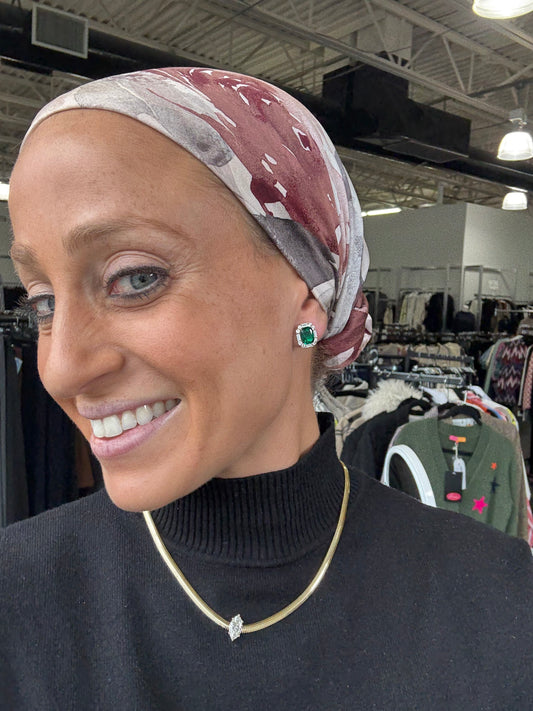 4 cttw Emerald Green Studs With Round And Baguette Halo Set In Yellow