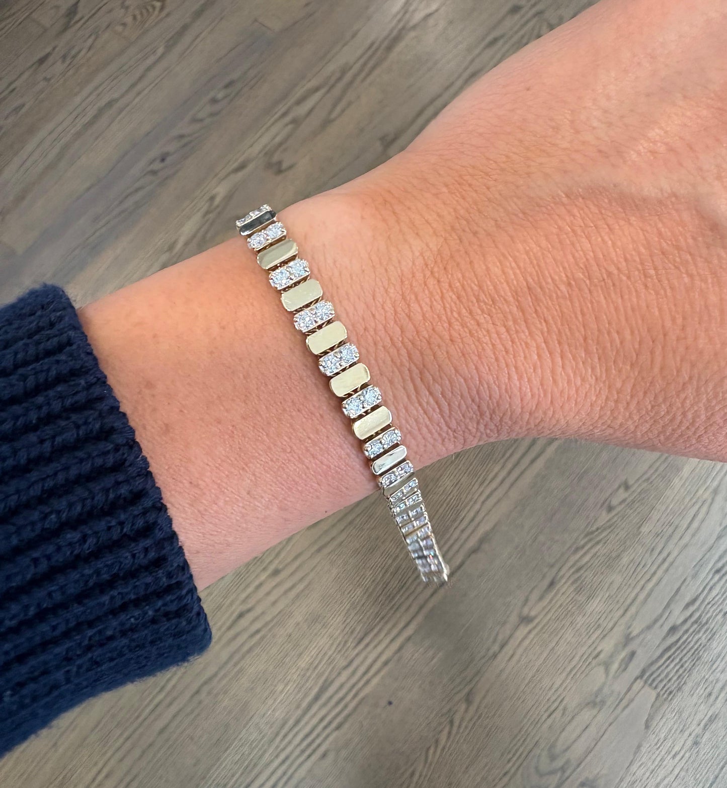 3.9 cttw Gold Bar Bracelet