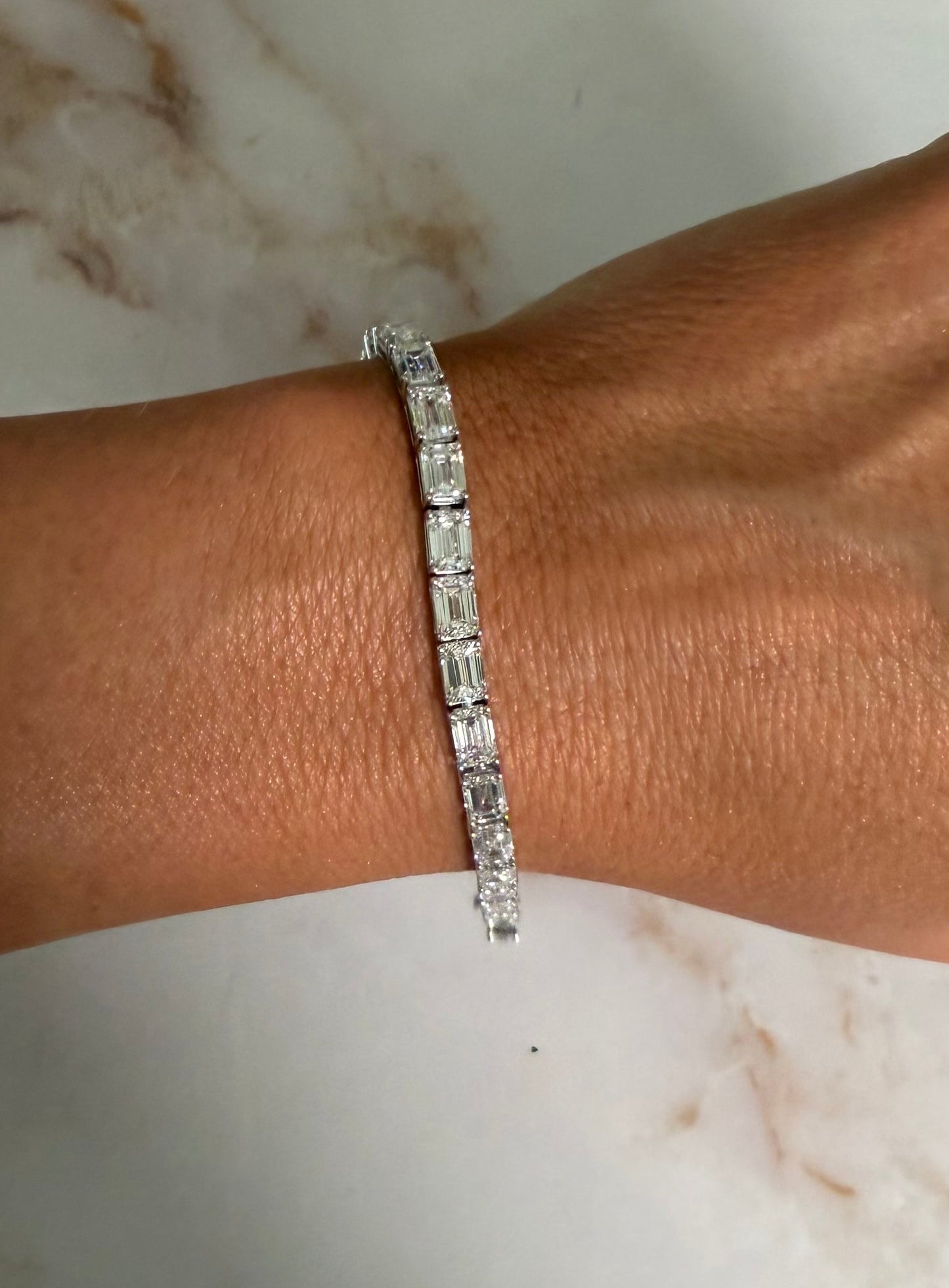 17 cttw east west emerald tennis bracelet
