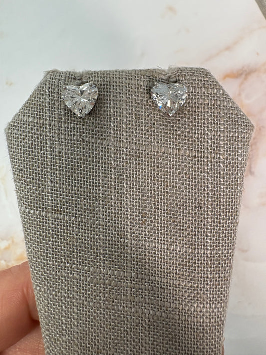 4 cttw heart studs
