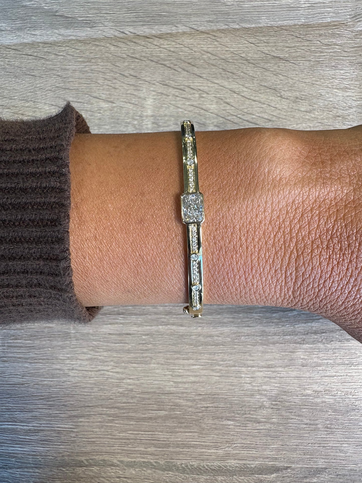 1.28 cttw Yellow Gold Radiant Bangle