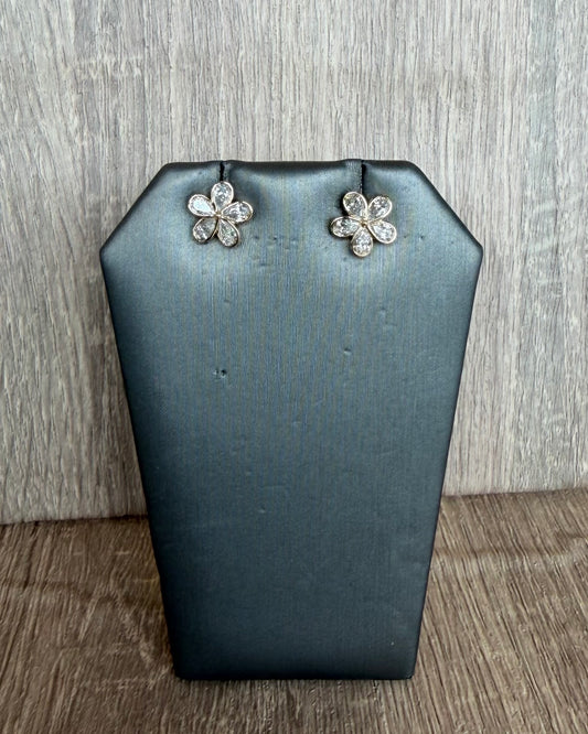 1.32 cttw bezel flower studs