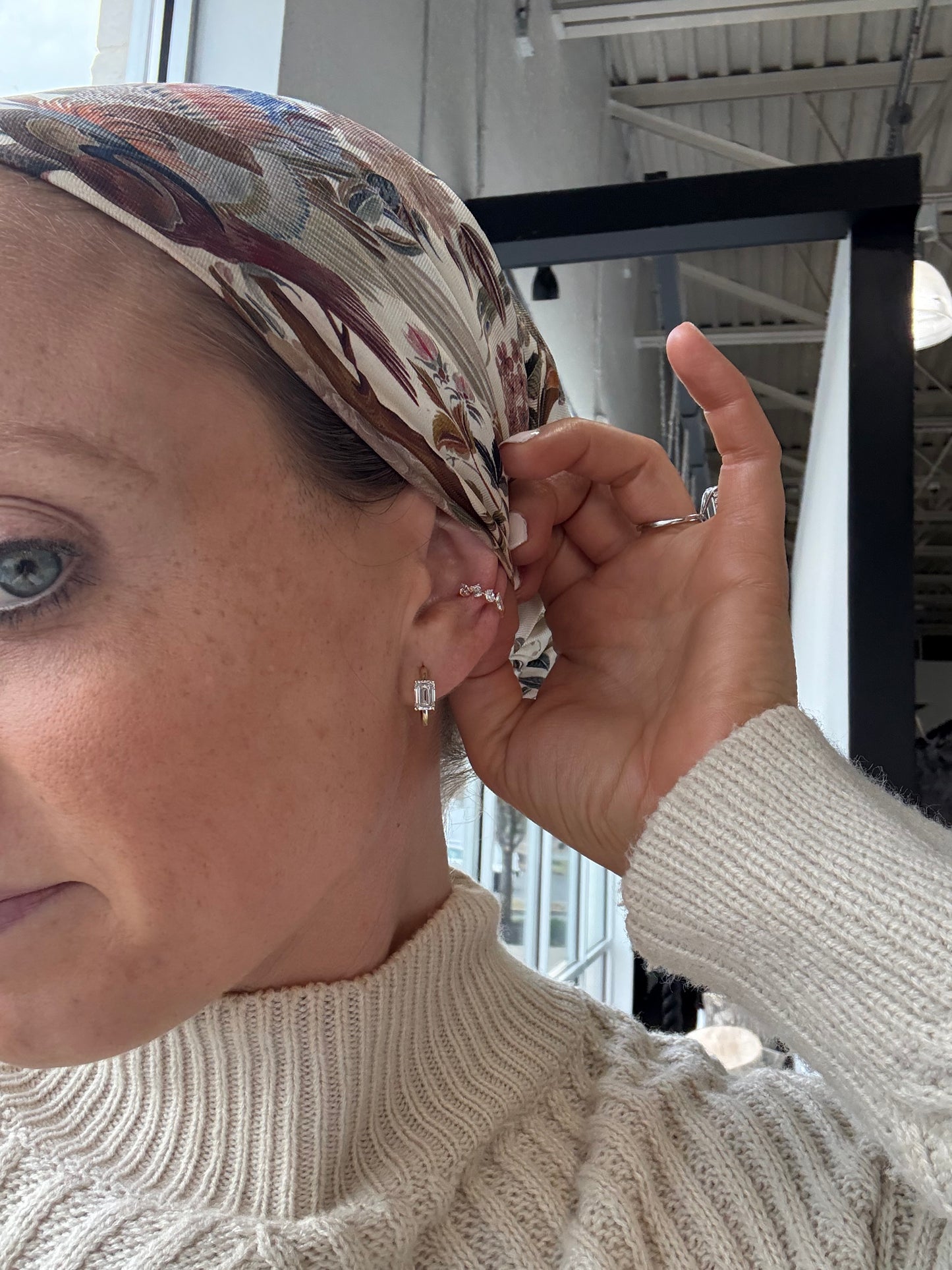 2.10 cttw Emerald Huggies