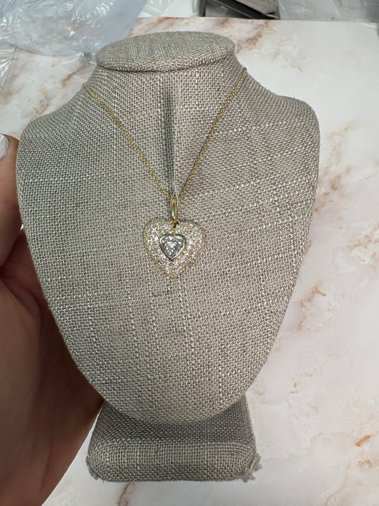 2.67 cttw yellow gold heart charm (no chain)