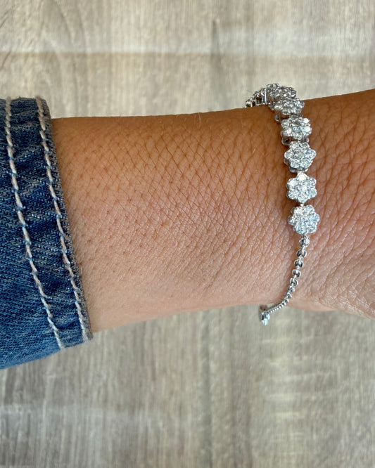 2.75 cttw halfway flower bracelet