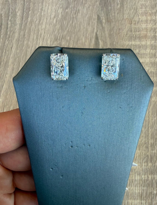 6 cttw radiant studs