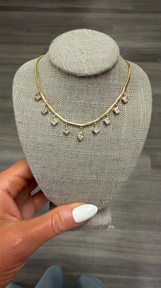 1.27 cttw bezel princess and marquis stones hanging on herringbone chain