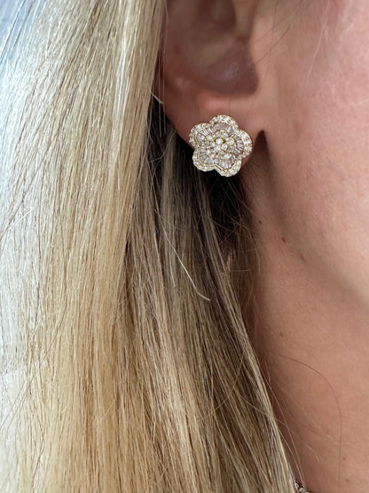 1.10 cttw Flower Studs Yellow Gold