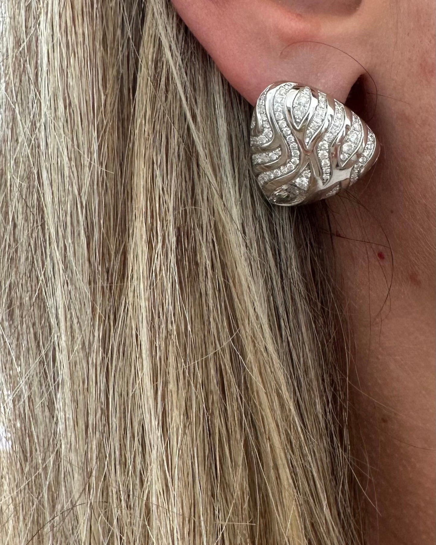 2.43 cttw triangle earrings