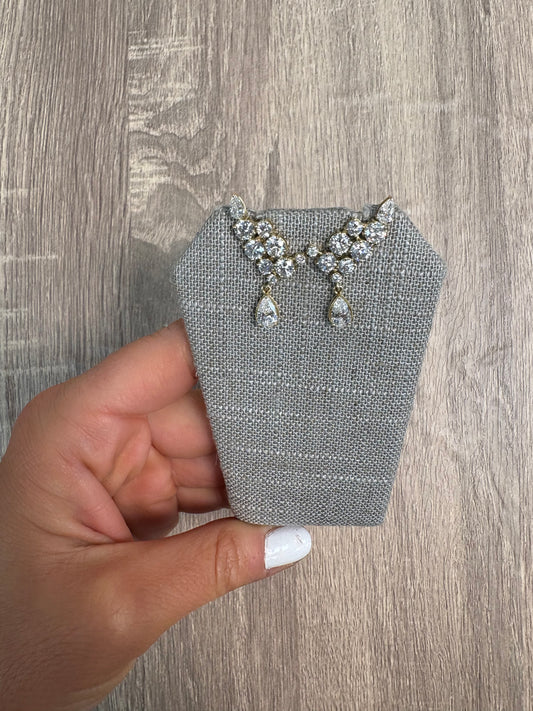 6.3 cttw Yellow Gold Crawlers With Pear Drop