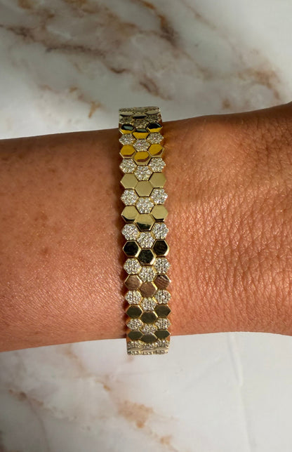 2.17 cttw pave diamond hexagon yellow gold bangle