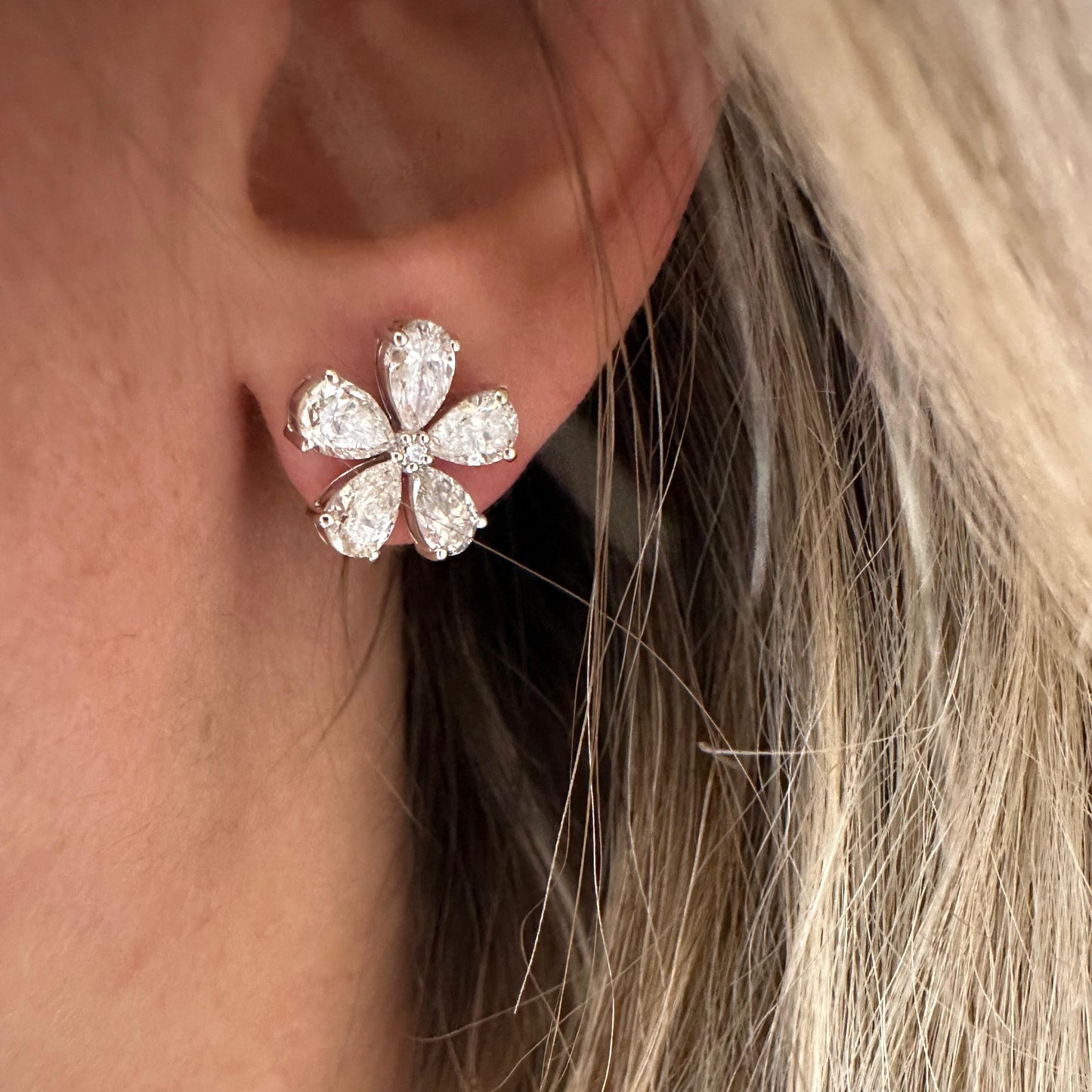 6.33 cttw Flower Studs