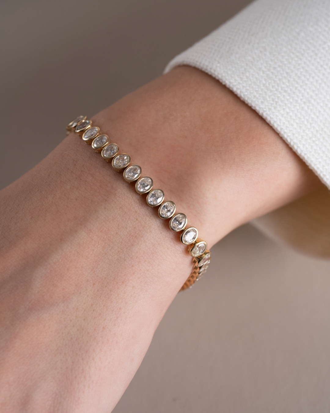 8 cttw Oval Bezel Tennis Bracelet