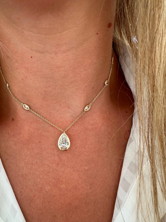 4 cttw bezel pear on marquis diamond by the yard chain