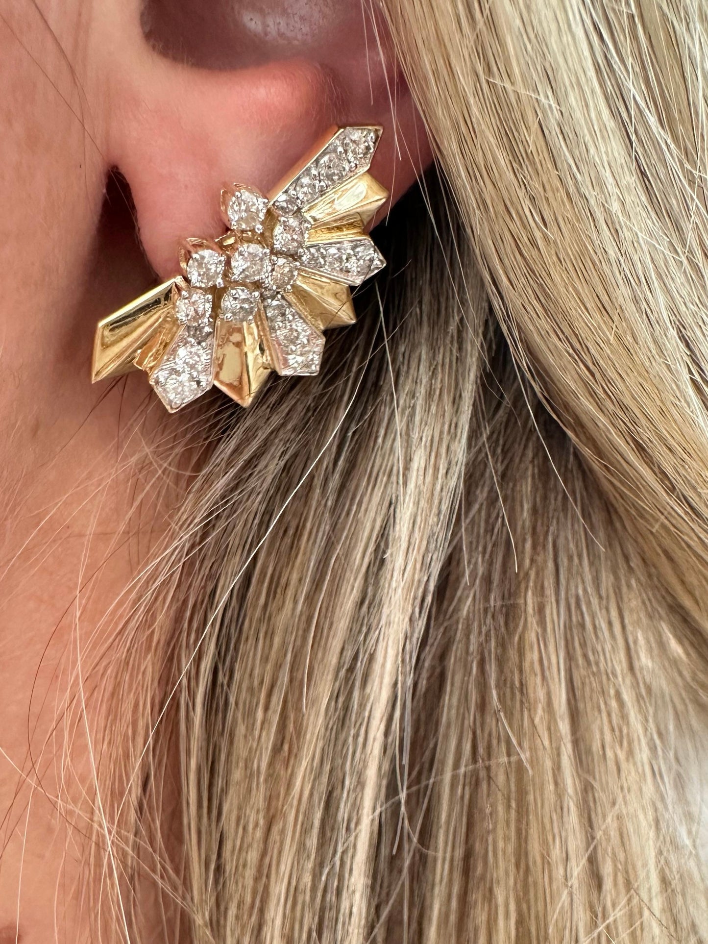 2.41 cttw natural diamond & gold geometric earrings