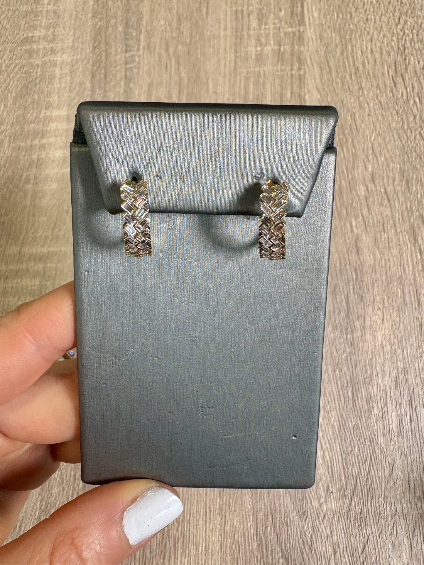 1 cttw Yellow Gold Baguette Halfway Hoops