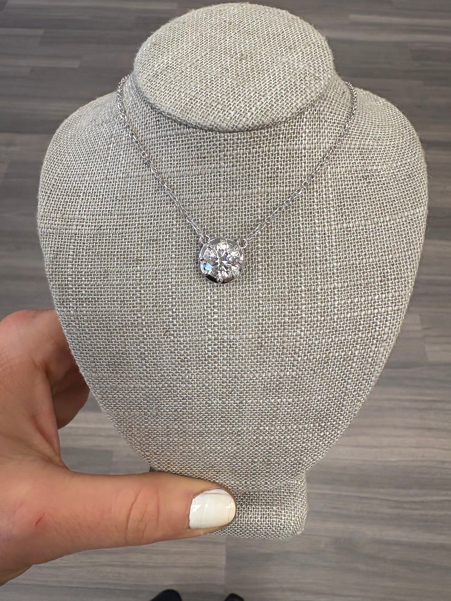 2.5 ct Round Double Bezel Necklace