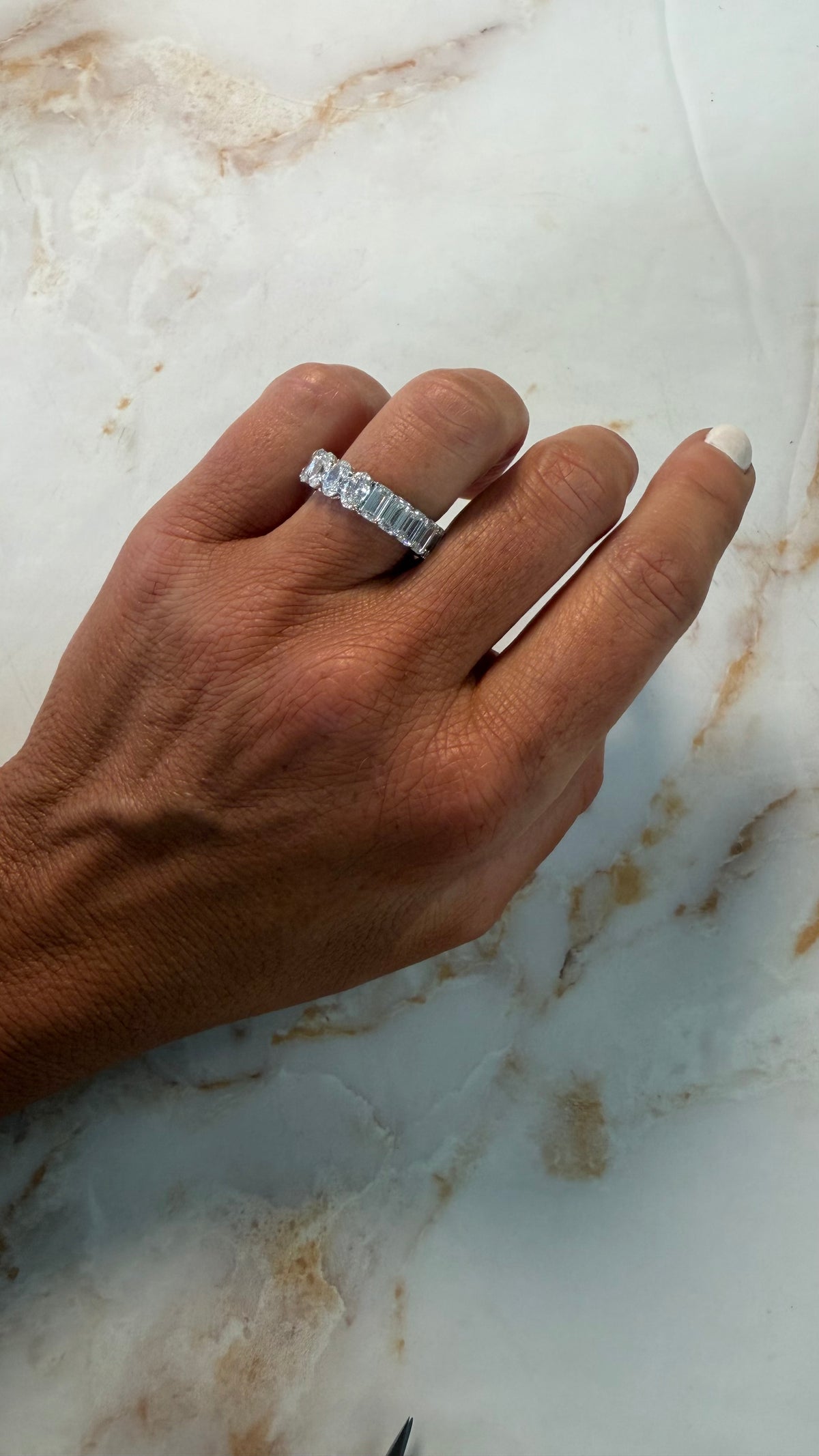 6 cttw yellow gold oval and emerald undecided eternity band