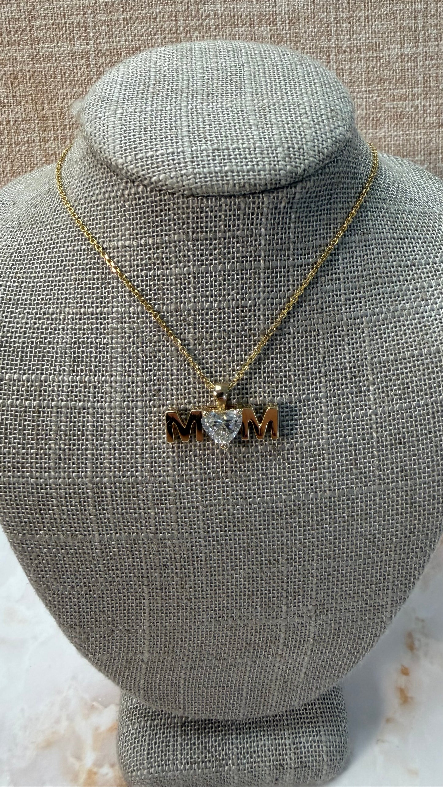 1 ct heart mom charm (no chain)