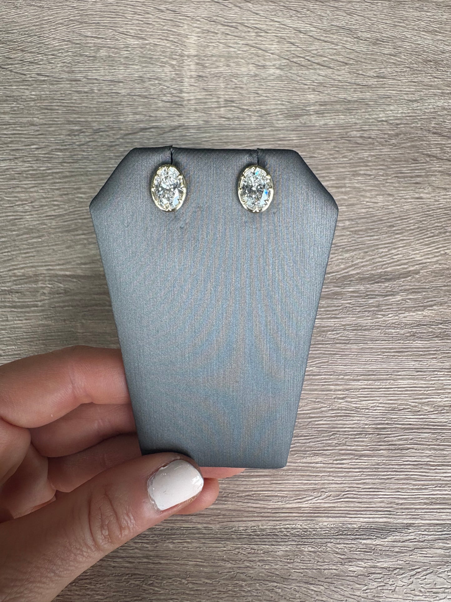 4 cttw Oval Bezel Studs