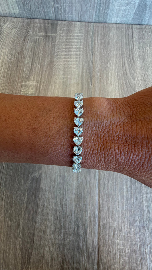15.16 cttw heart tennis bracelet