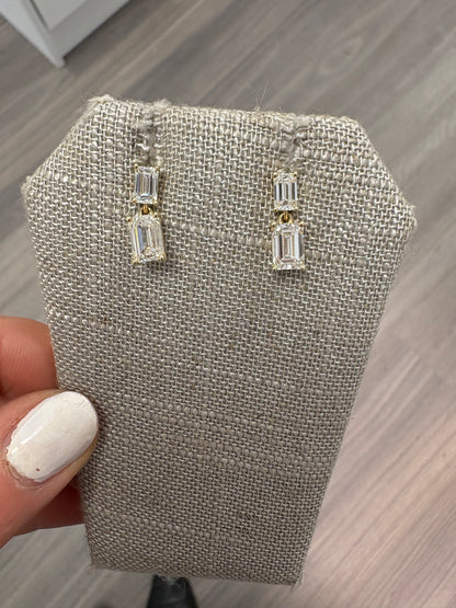 3.26 cttw double emerald yellow gold hanging earrings