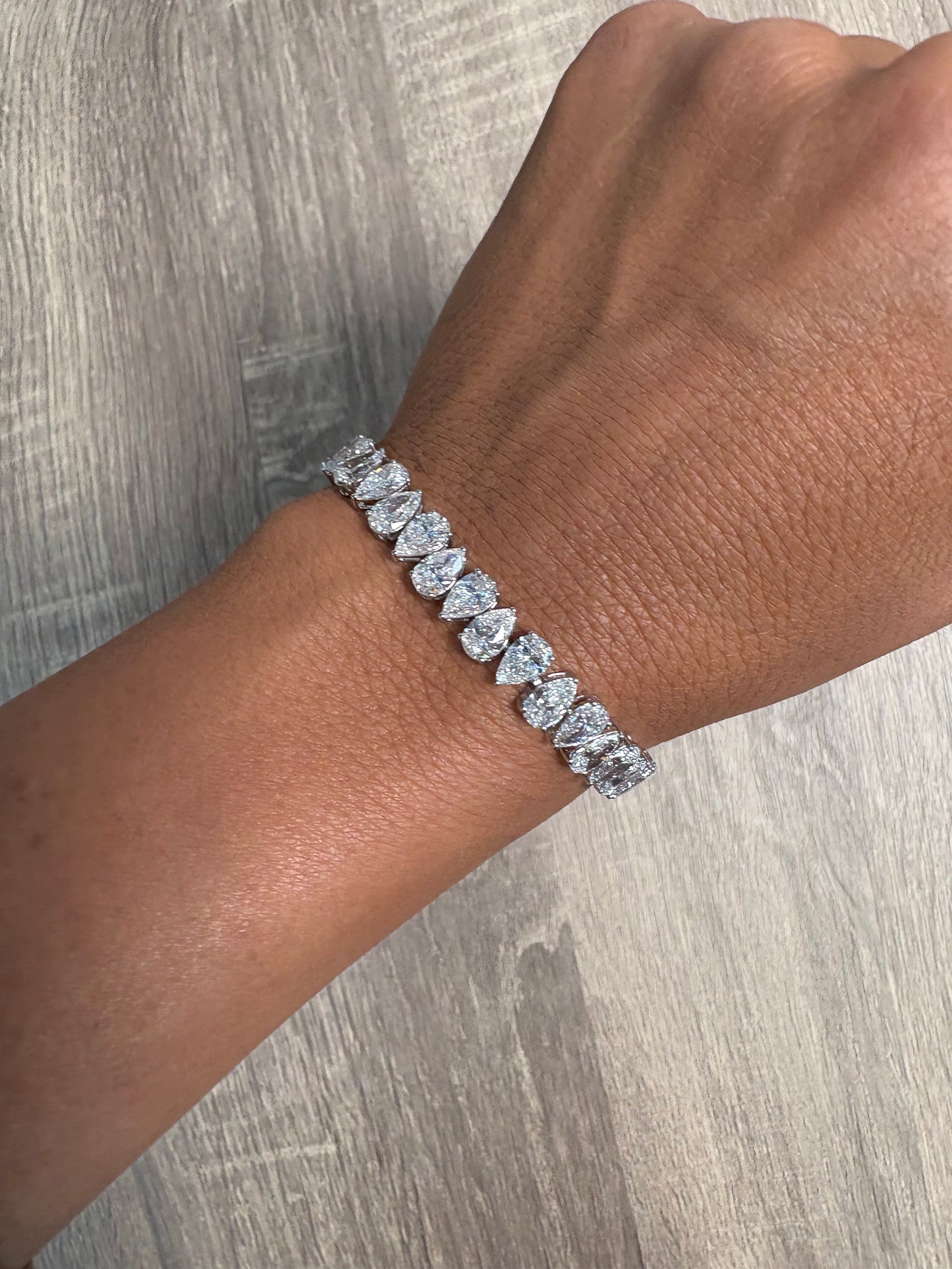 21.65 cttw Up & Down Pear Tennis