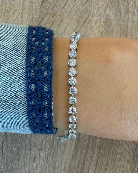 7.57 cttw 3 prong round tennis bracelet