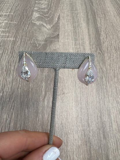 2 cttw Pear Center Pink Mother of Pearl Earrings