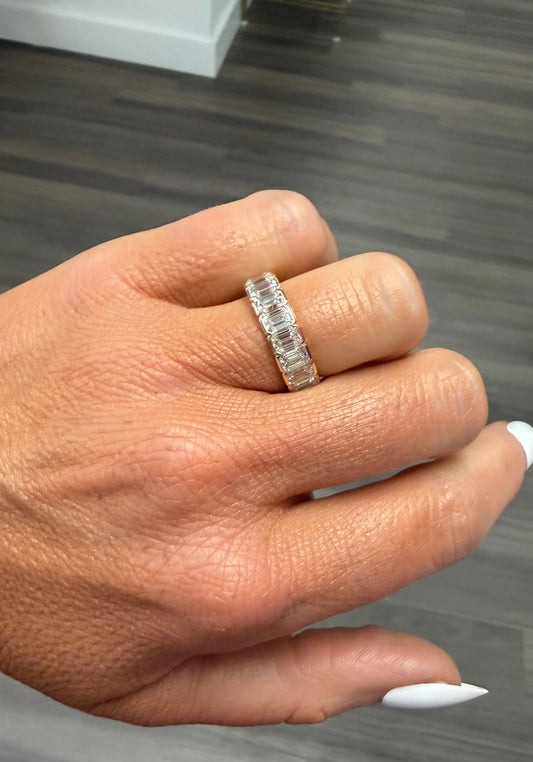 4.94 cttw yellow gold half bezel emerald eternity band