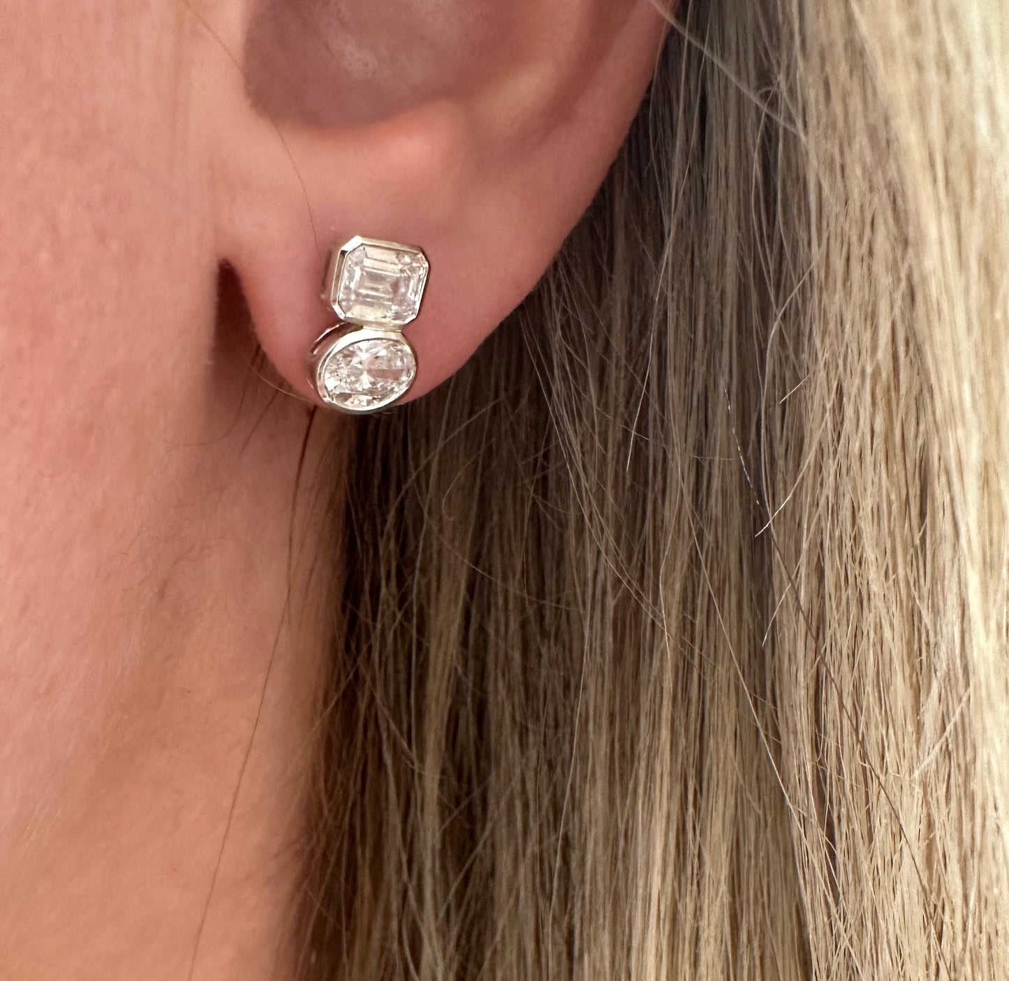 2 cttw white gold bezel oval and emerald toi et moi studs