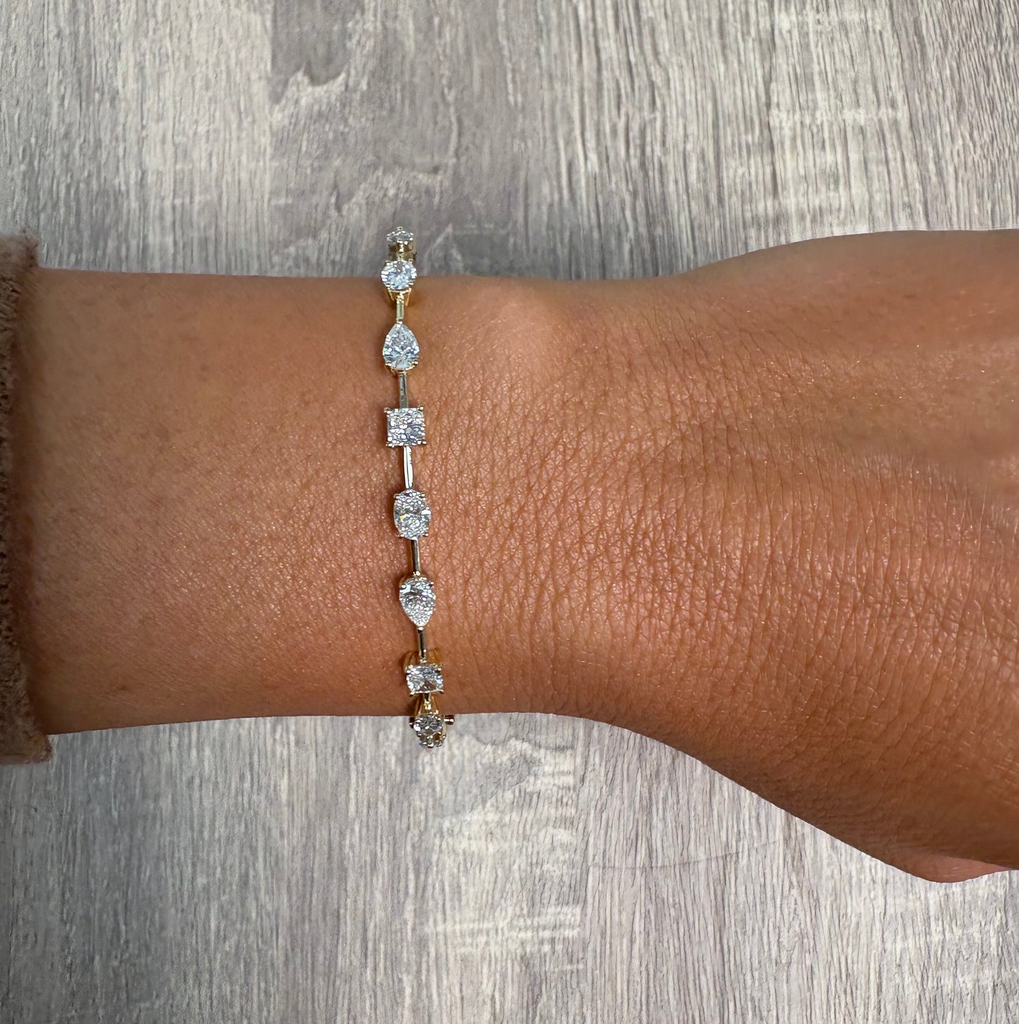 2.16 cttw Multi Shape Bangle