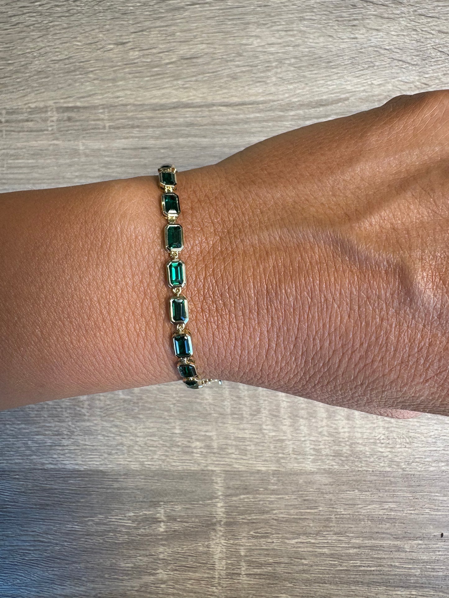5.14 cttw Emerald Green Emerald East West Bezel Tennis Bracelet