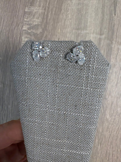 3.11 cttw 3 Stone Oval Studs