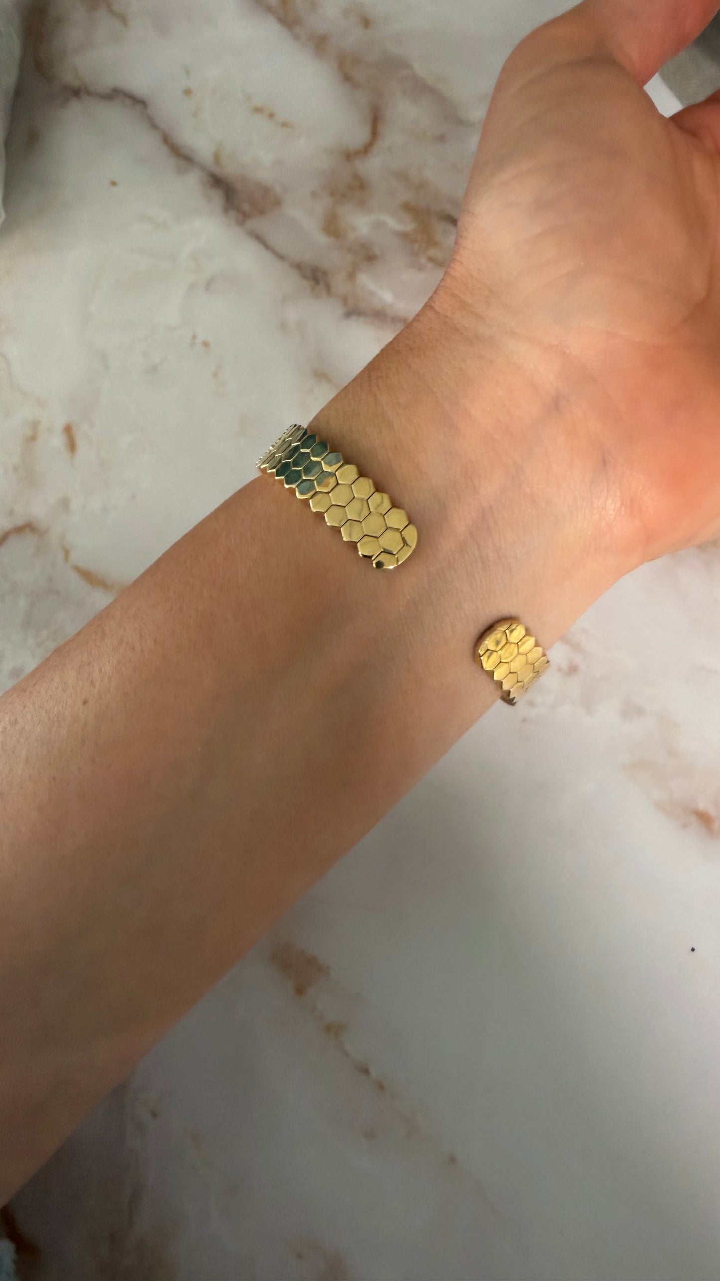 2.17 cttw pave diamond hexagon yellow gold bangle