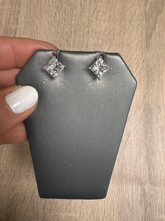 4 cttw Princess Cut Studs