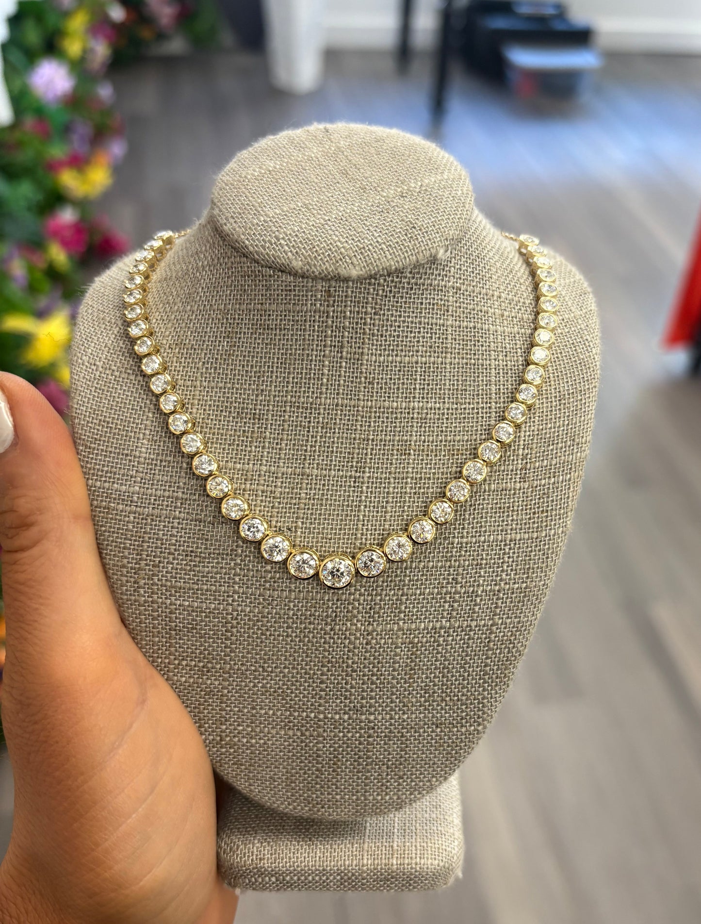 7 cttw Graduated Round Bezel Halfway Tennis