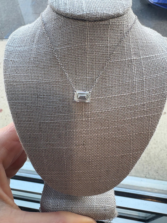 Emerald Solitaire Necklace