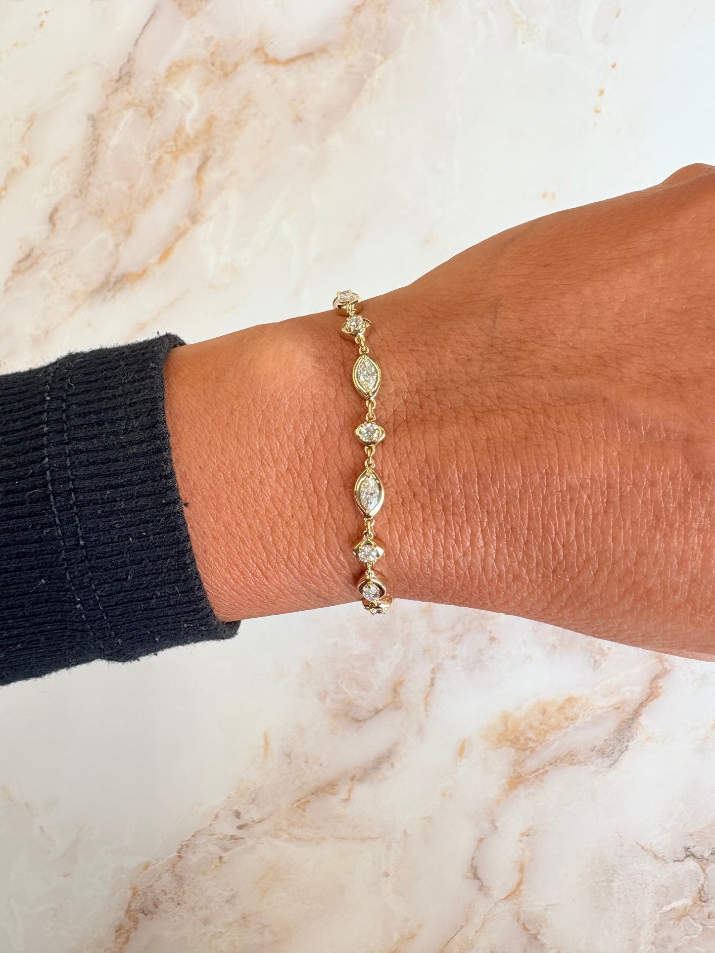 2.18 cttw bezel marquis up & down bracelet