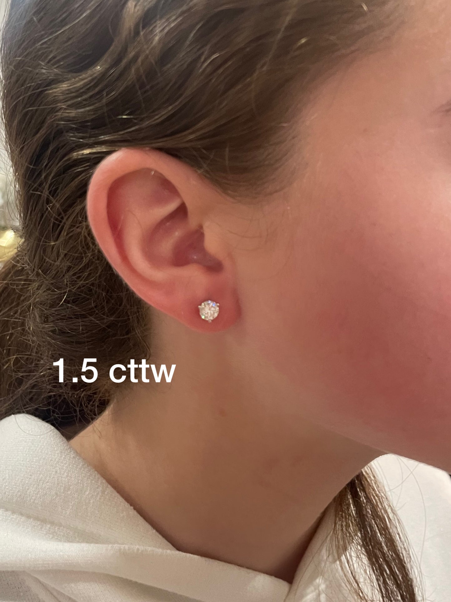 Round Studs